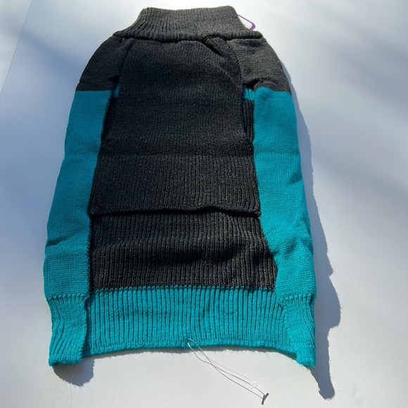 Fashion Pet Sweater for Female Dog - Picture 3 of 5